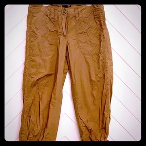 Brown cargo capris